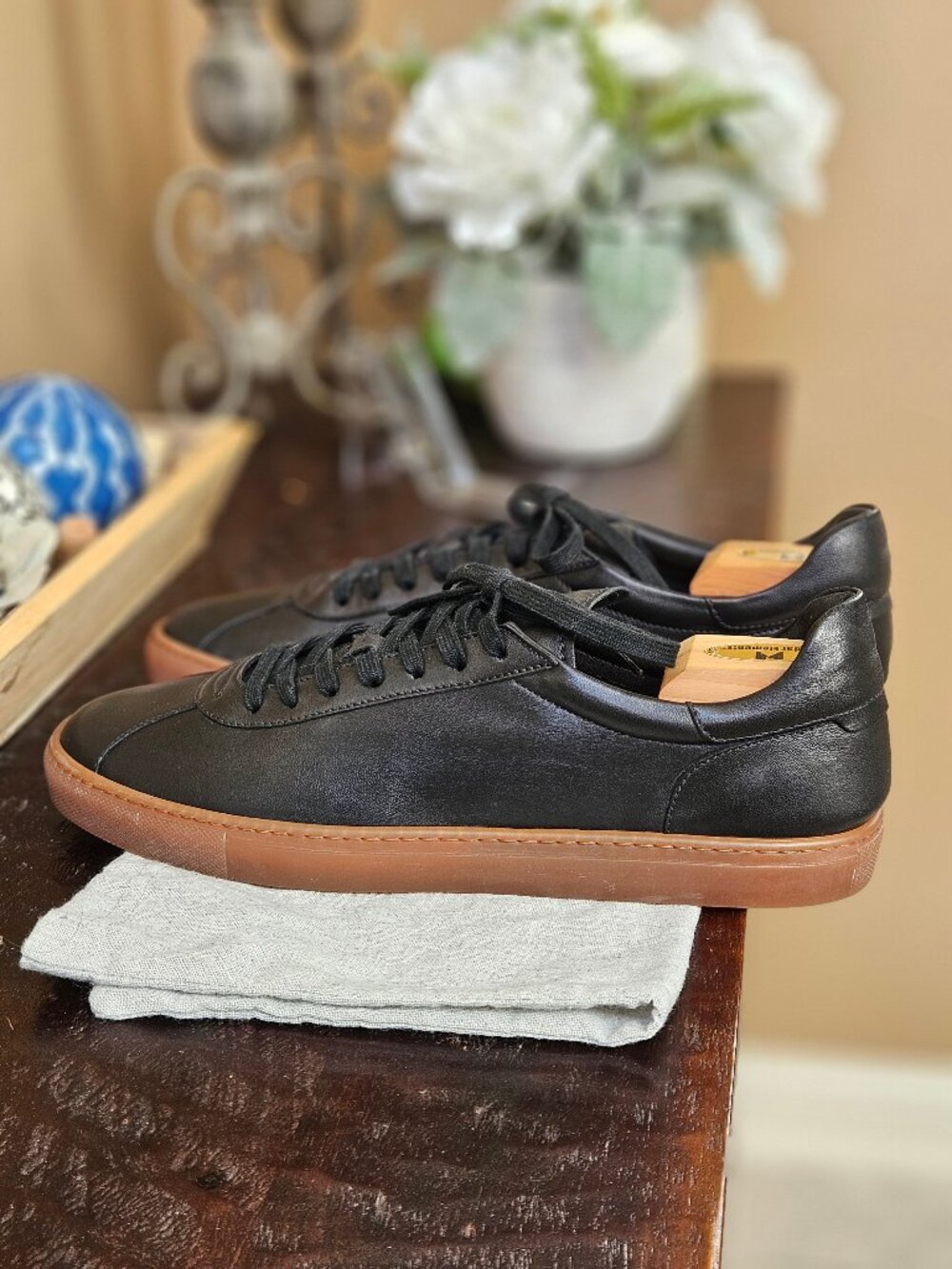 Aquatalia Men's Scott Smooth Leather Sneakers, Black, Sz 13 - Picture 3 of 15